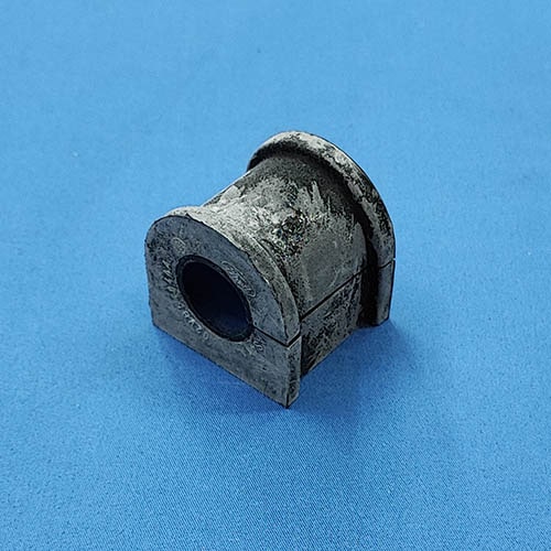 Втулка переднего стабилизатора Форд Транзит 92-00 (R14", d 18мм)  купить в сети магазинов автозапчастей Транзит, цена 600 ₽